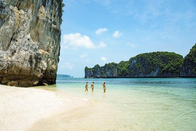 Ha Long Bay Day Cruise, Cave, Kayaking, Swimming, Bus & Lunch - Luon Cave by kayak or bamboo boat