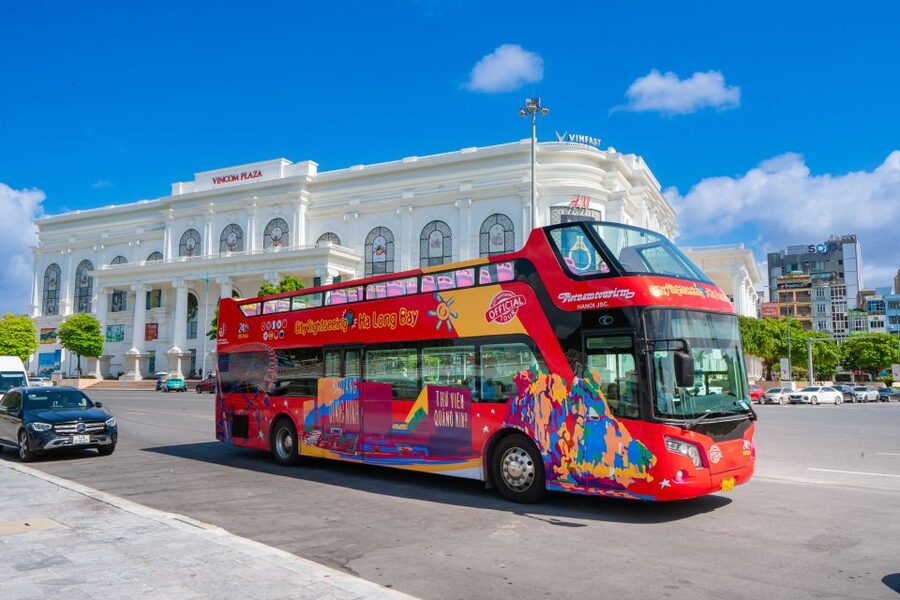 Ha Long: City Sightseeing Hop-On Hop-Off Bus Tour - The full 120-minute circuit