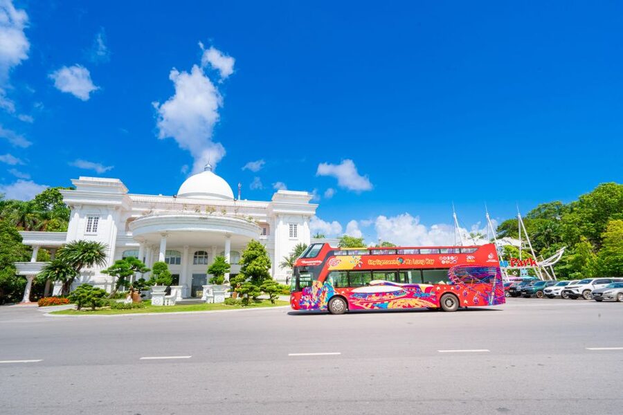 Ha Long: City Sightseeing Hop-On Hop-Off Bus Tour - Quang Ninh Museum and Vincom Ha Long