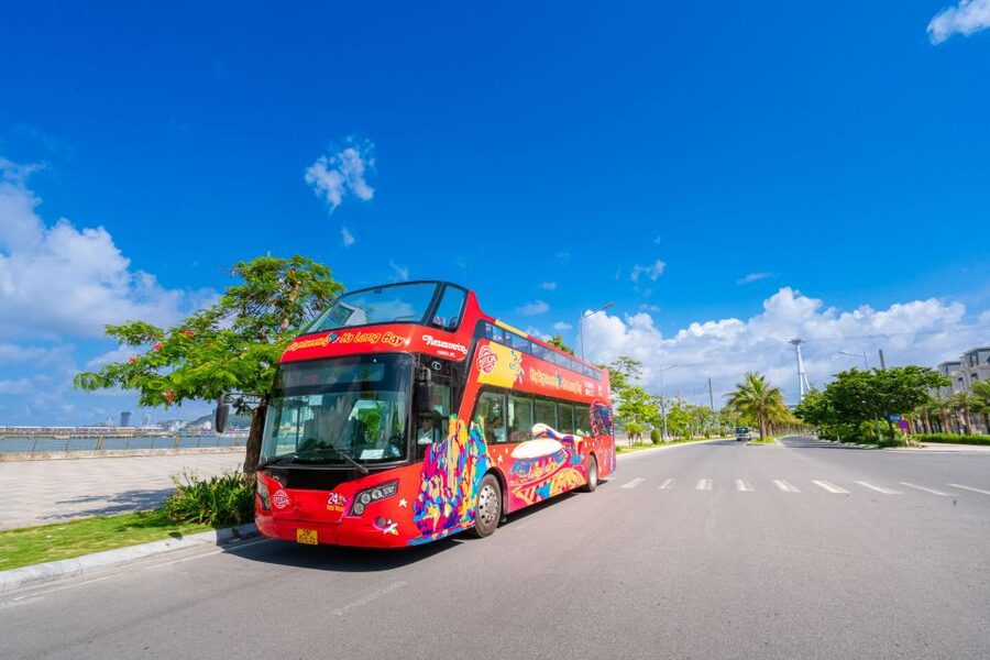 Ha Long: City Sightseeing Hop-On Hop-Off Bus Tour - Sun World Halong Complex and the cable-car views