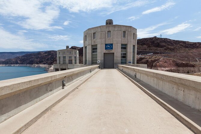 Half-Day Hoover Dam Bus Tour from Las Vegas - Lake Mead National Recreation Area for one hour