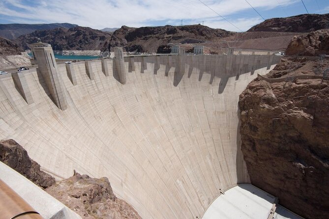 Half-Day Hoover Dam Bus Tour from Las Vegas - Bus comfort, group size, and the pickup plan