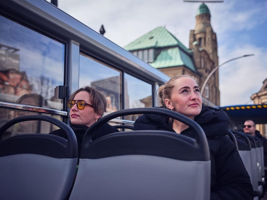 Hamburg: Hop-On Hop-Off Bus City Tour - Line F - City Hall, Jungfernstieg, and the shopping center