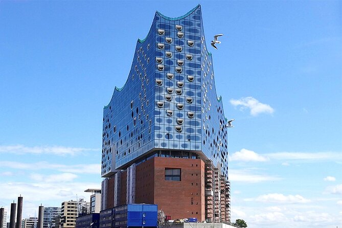 Hamburg Hop-on-Hop-off Tour, Harbor and Lake Alster Cruise - Stop 7: Reeperbahn
