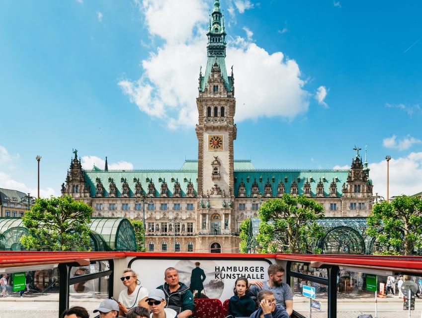 Hamburg: Line A Sightseeing Hop-On Hop-Off Bus Tour - The audio guide, live driver, and sound problem