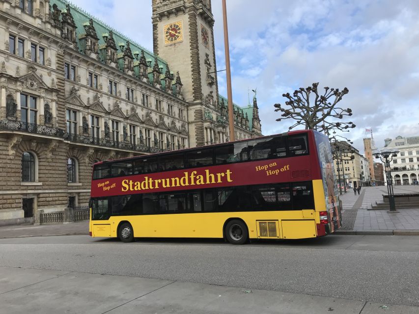 Hamburg: Line C Sightseeing Hop-On Hop-Off Bus Tour - The harbour, St. Pauli Piers, and Hafencity