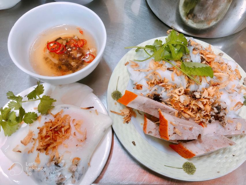 Hanoi City Tour: Bat Trang, Train Street, Lunch & Luxury Bus - Bat Trang: from workshop to handmade ceramic