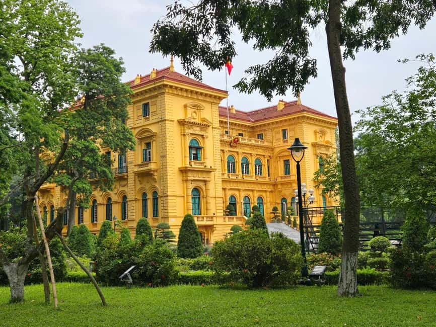 Hanoi City Tour: Bat Trang, Train Street, Lunch & Luxury Bus - Transport, pace, and guide support