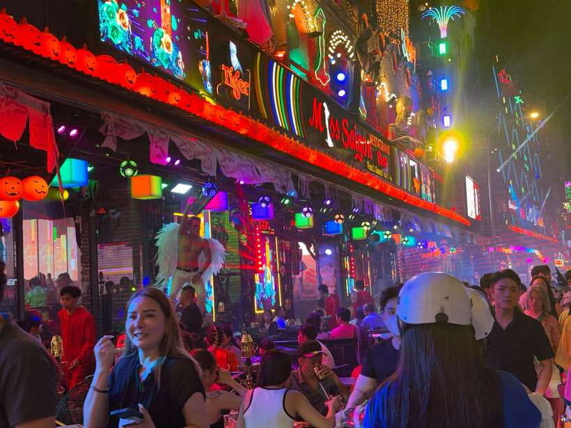Hanoi Water Puppet Show Tour With Hop On Hop Off Bus - The open-top bus and Hanoi’s main sights