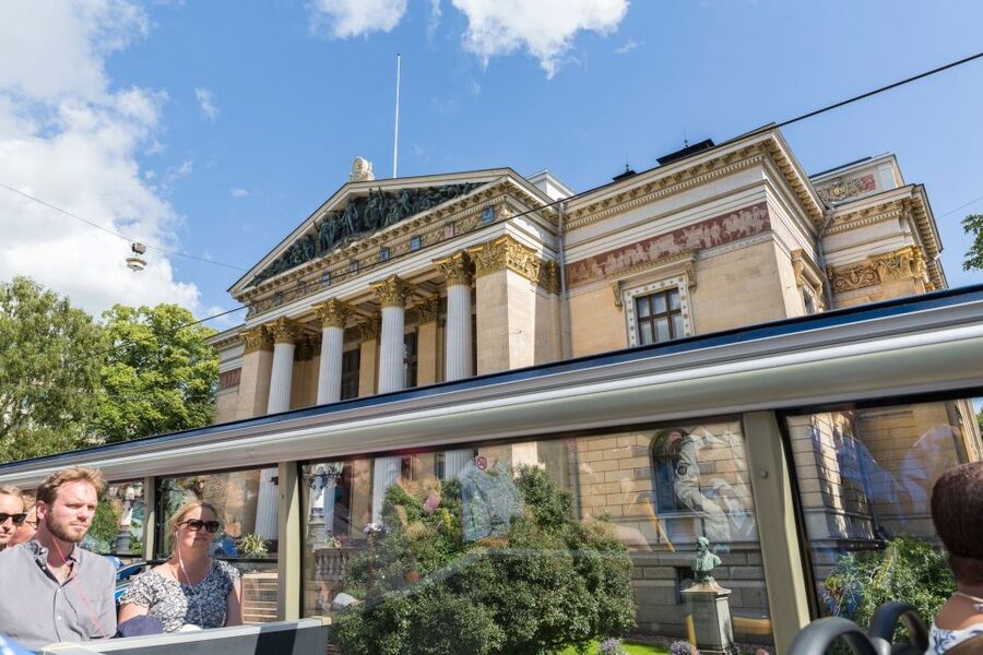 Helsinki: City Sightseeing Hop-On Hop-Off Bus Tour - Comfort, timing, and small practical details