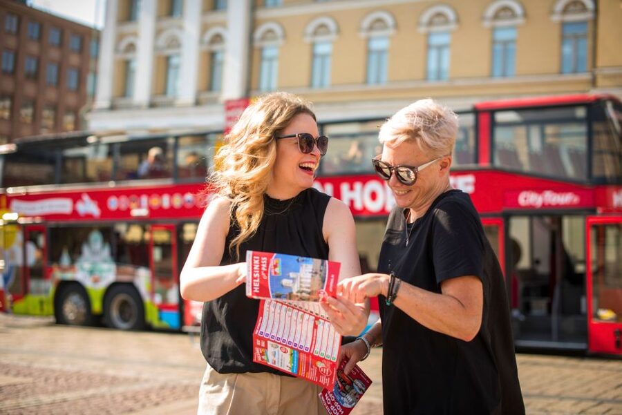 Helsinki: Hop-On Hop-Off Bus and Sightseeing Boat Tour - What the English audio guide adds