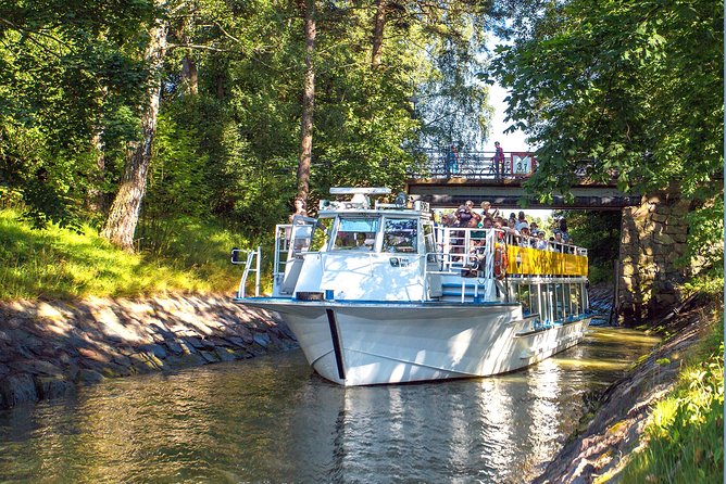 Helsinki Supersaver: Hop On-Hop Off Bus and Helsinki Canal Cruise - The 90-Minute Cruise Around Helsinki’s Shoreline
