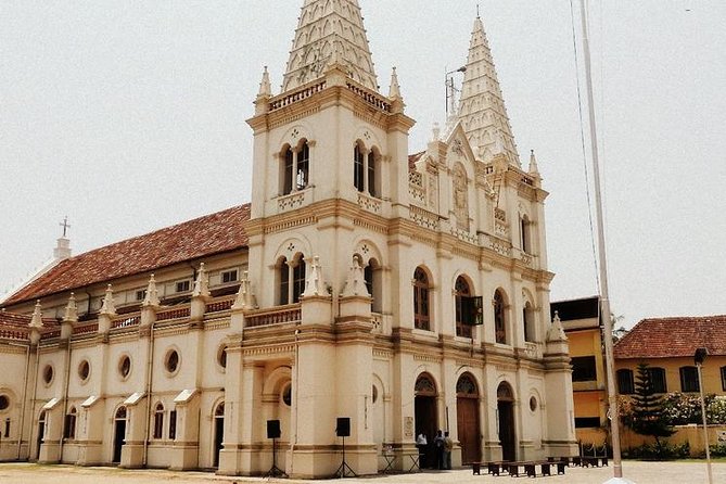 Highlights of Cochin Group Tour by Local Ferry ,Tuc-Tuc ,Local Bus and Foot . - Dhobi Khana and the local laundry stop