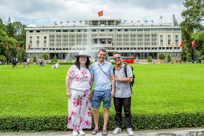 Ho Chi Minh City Night Hop-On Hop-Off Bus Tour - Bui Vien Walking Street and the evening atmosphere