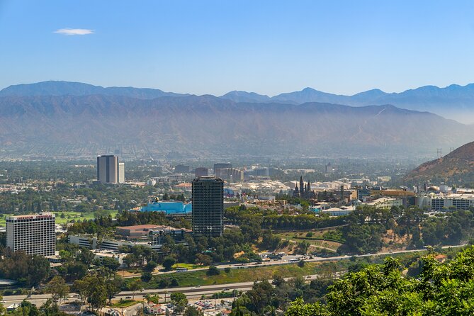 Hollywood, Beverly Hills & Celebrity Homes Tour by Open Air Bus - Celebrity homes, gates, and the limits of the search