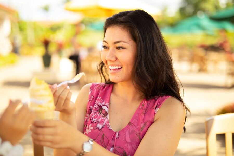 Honolulu: Oahu Island Full-Day Guided Tour by Bus with Lunch - The guide is the make-or-break feature