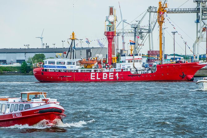 Hop-on hop-off on the water with the Maritime Circle Line in Hamburg - BallinStadt and the story of migration