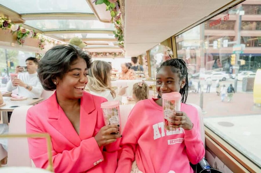 Houston: Tea Around Town® Afternoon Tea Bus Tour - Comfort, dress, and accessibility