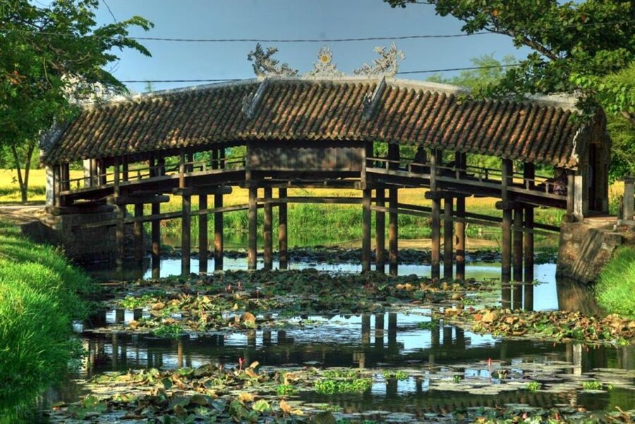 Hue to Hoi An by bus: Hai Van Pass, Lang Co, Marble mountain - Key points to know before booking