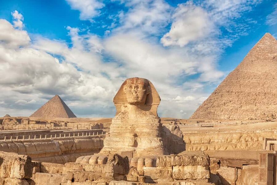Hurghada to Cairo: Full-Day Tour one way Bus & Flight Return - Lunch, with a practical warning