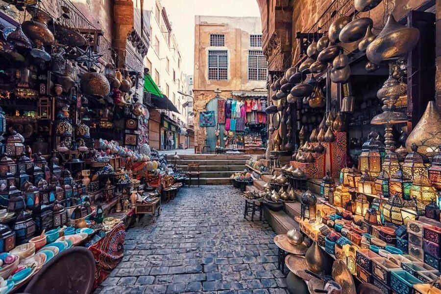 Hurghada to Cairo: Full-Day Tour one way Bus & Flight Return - The Nile motorboat option