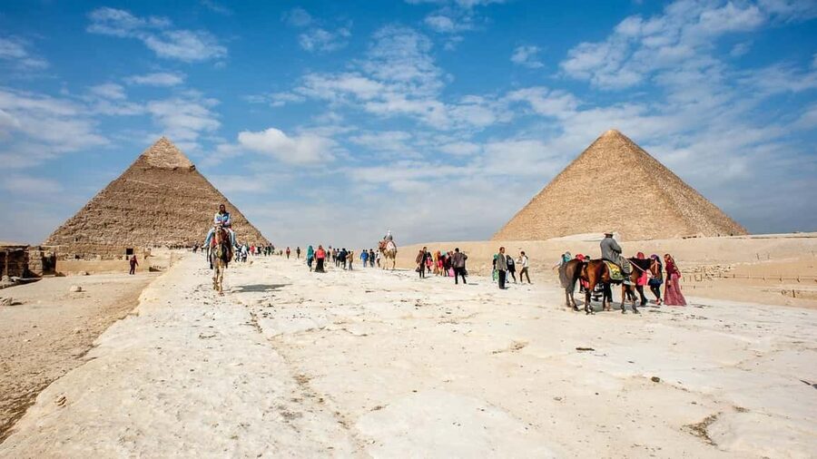 Hurghada to Cairo: Full-Day Tour one way Bus & Flight Return - The flight back to Hurghada