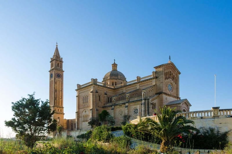 iSeeGozo Day Pass with Ferry & Gozo Bus Hop-On Hop-Off (CMO) - Victoria and the Cittadella