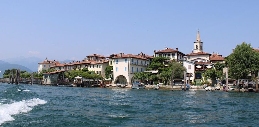 Isola dei Pescatori and Isola Bella Hop-on Hop-off Boat - Should you book the Isola dei Pescatori and Isola Bella boat?