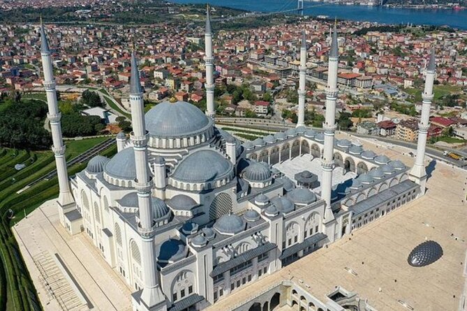 Istanbul Asia and Europe Tour By Bus And Bosphorus Cruise - Camlica Hill and Mosque: Istanbul from Above