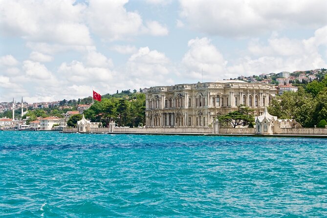 Istanbul: Bosphorus Cruise, Bus Tour, Cable Car Ride with Live Guide & Ticket - The Three-Minute Cable Car Ride