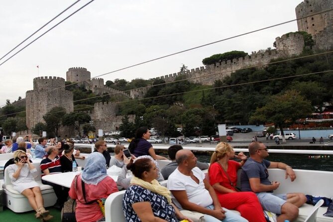 Istanbul: Bosphorus Cruise, Bus Tour, Cable Car Ride with Live Guide & Ticket - Pierre Loti Hill and the Golden Horn View