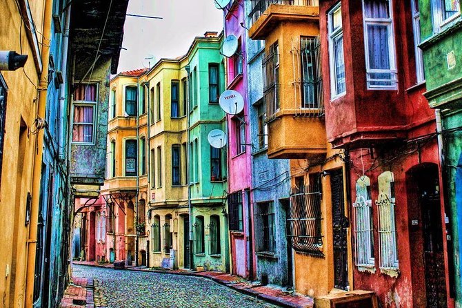 Istanbul Heritage - Full Day Bus and Boat Tour - Crossing to the Blue Mosque