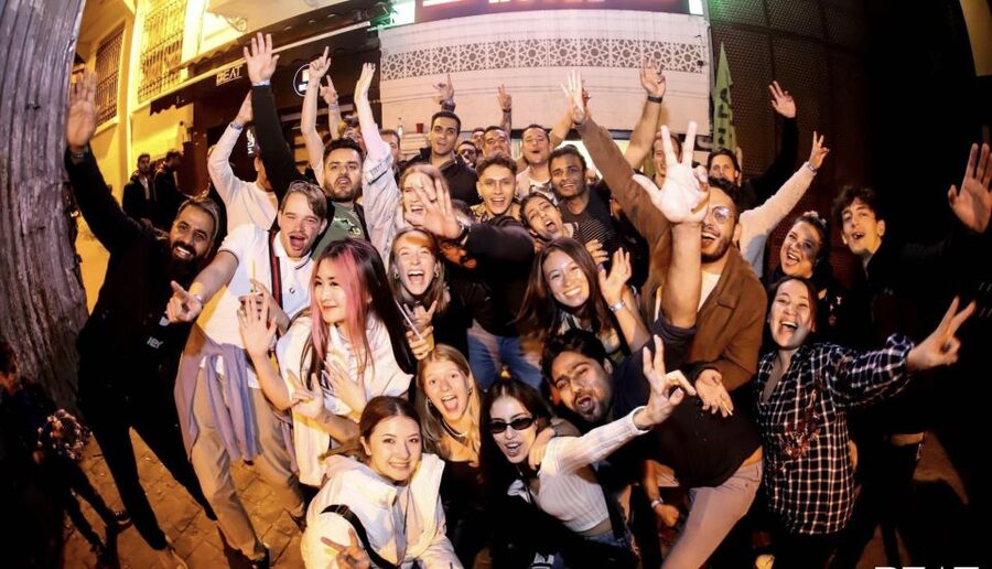 Istanbul: Party Pub Crawl with Party Bus - Two bars, two rooftop clubs, and fast entry