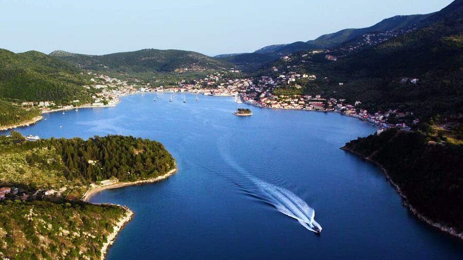 Ithaca Island Tour with Bus & Cruise with Swim Stops - Why Ithaca makes a strong day trip from Kefalonia