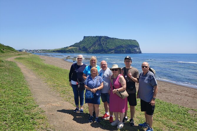 Jeju bus tour with professional English guide for cruise customer - Why this Jeju day works well for cruise passengers