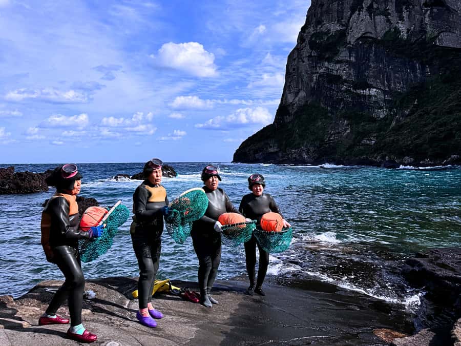 Jeju EAST Course : UNESCO (Seongsan-ilchulbong) BUS TOUR - Why this eastern Jeju route works well