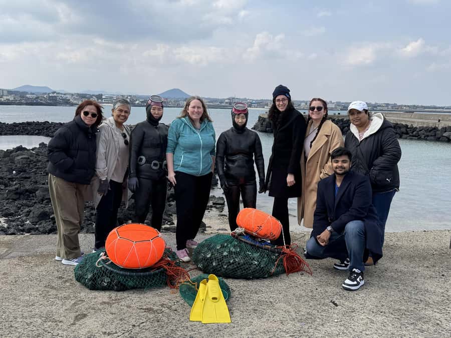 Jeju EAST Course : UNESCO (Seongsan-ilchulbong) BUS TOUR - Ilchul Land and the changing cave plan