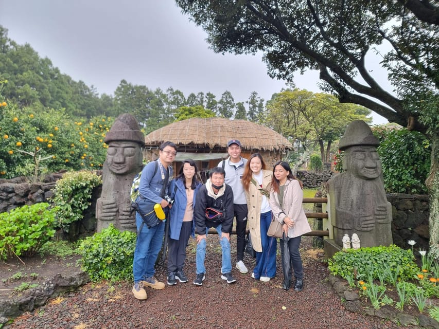 Jeju EAST Course : UNESCO (Seongsan-ilchulbong) BUS TOUR - Seongeup Folk Village brings the day back to people