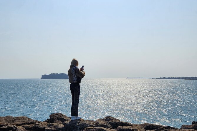 Jeju island Southern Unesco Mt.halla ONE day Bus Tour - Eongdeongmul Valley: a quiet water stop