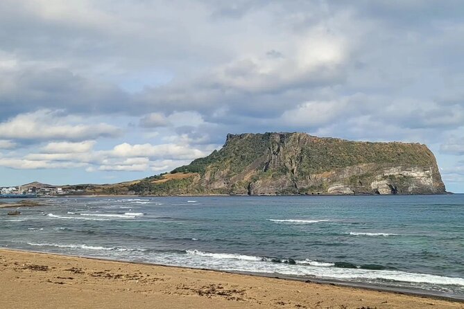 Jeju Island UNESCO small group Join tour(Taxi, van & bus) - Key Things to Know Before Booking
