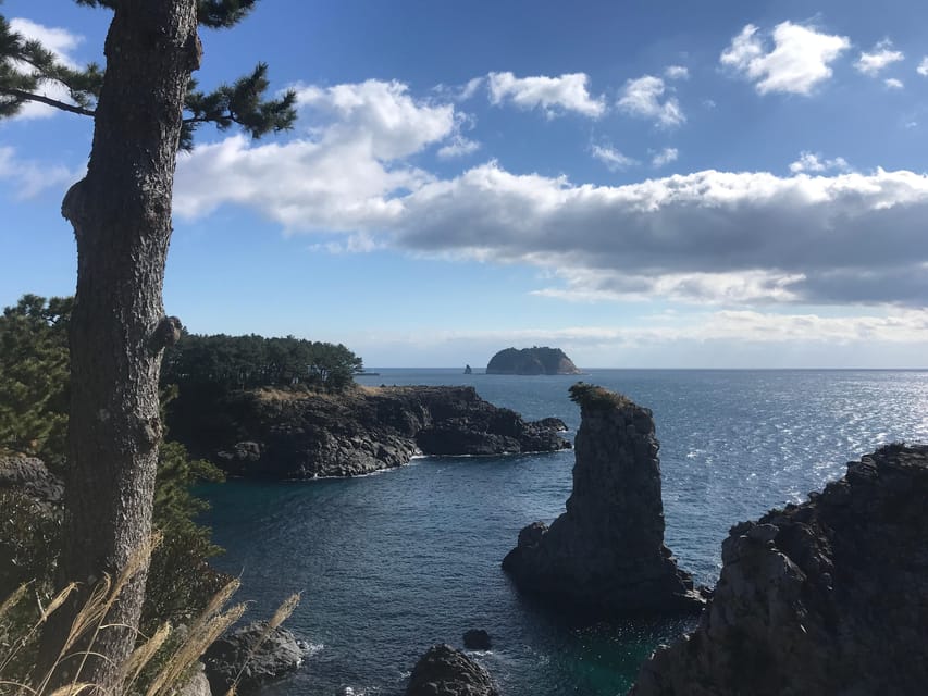 Jeju: West of Jeju Island Bus Tour from Seogwipo City - The final stop changes with conditions