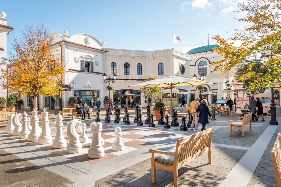 Jesolo Lido: Express Bus to Noventa di Piave Designer Outlet - Planning your shopping time