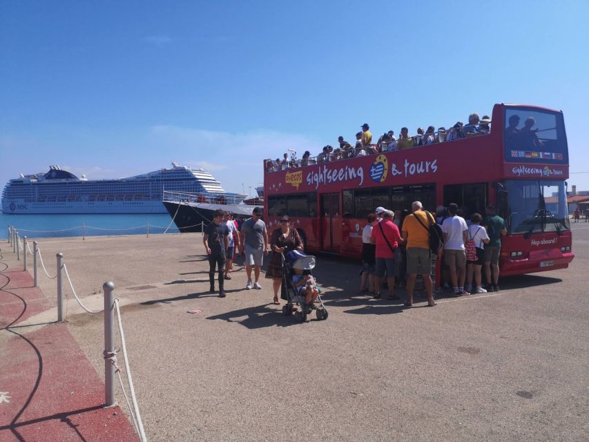 Katakolo: Pyrgos and Katakolo Hop-on Hop-off Bus Tour - Who will get the most from this bus tour