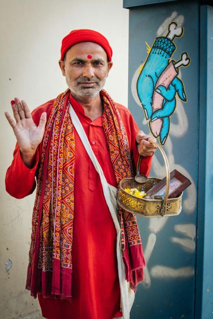 Kathmandu City Sightseeing Bus tour (5 Sights) - The guide question: organization, not deep commentary
