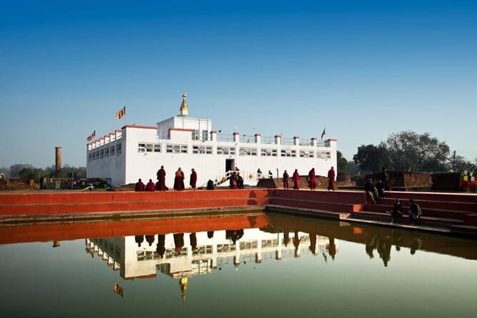 Kathmandu City Sightseeing Bus Tour - Budhanilkanth and the reclining Vishnu