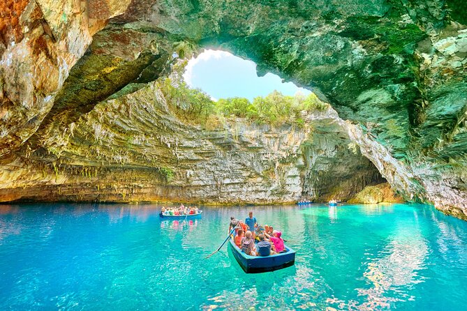 Kefalonia Island Bus Tour- Wine Tasting, Melissani & Fiscardo - Orealios winery and the taste of Kefalonia