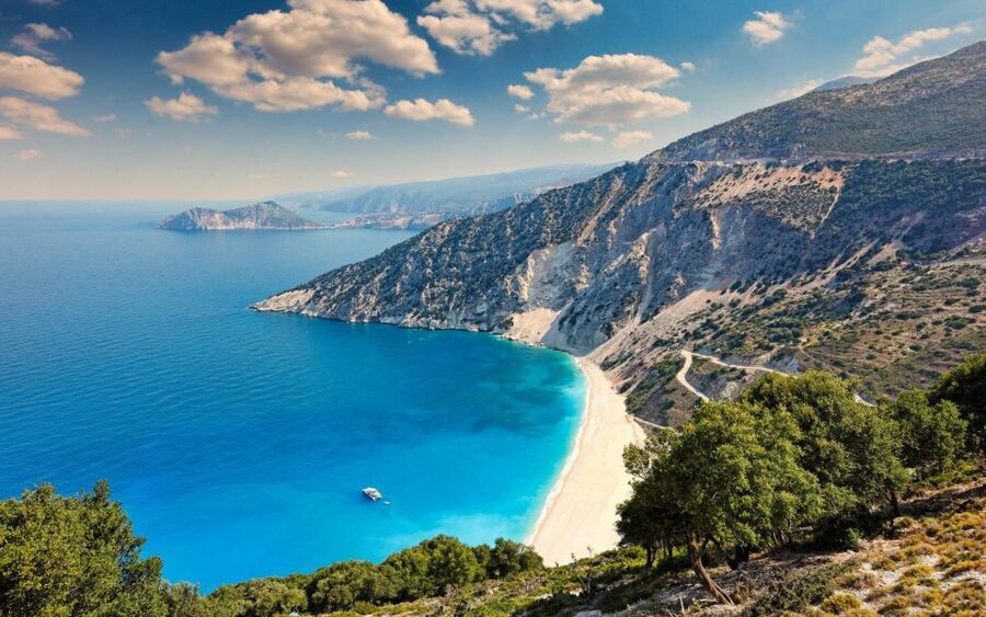 Kefalonia: Island Highlights Bus and Boat Tour with Lunch - Melissani Lake and the cave boat ride