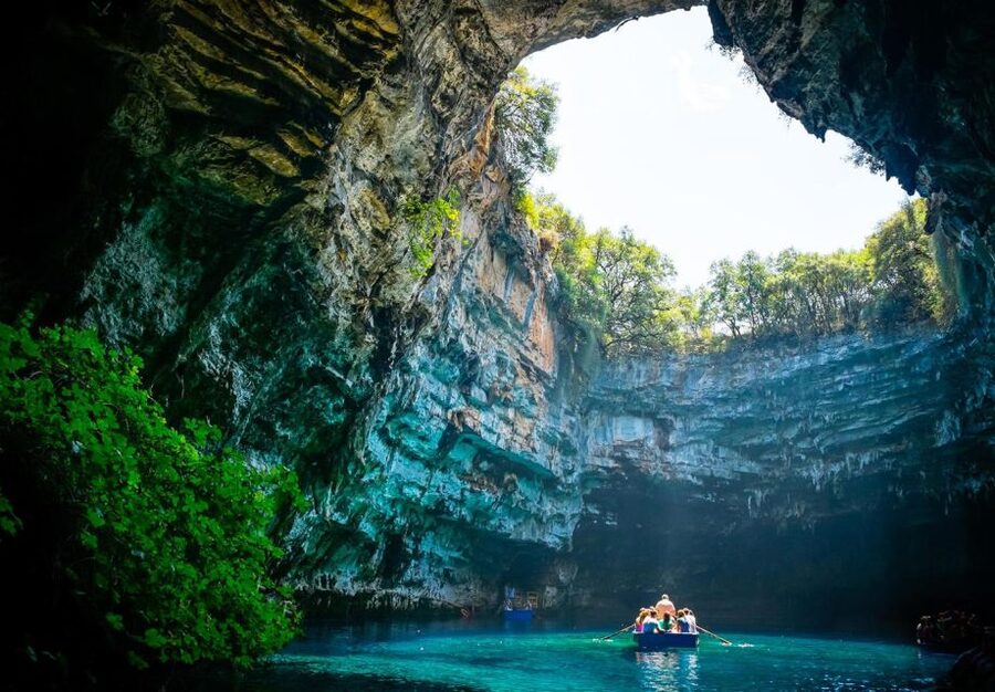 Kefalonia: Island Highlights Bus and Boat Tour with Lunch - Is $116 good value?