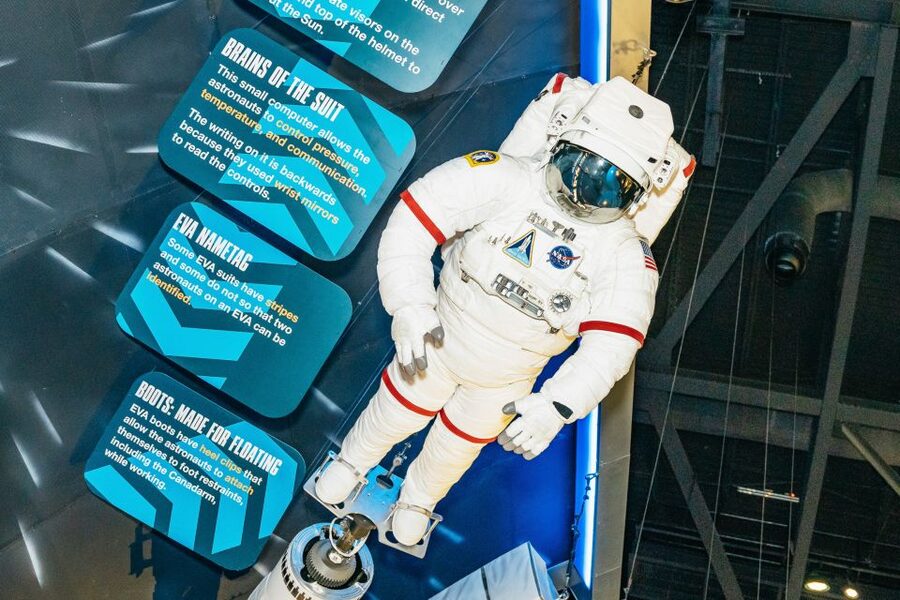 Kennedy Space Center: Entry Ticket with Explore Bus Tour - Space Shuttle Atlantis: the display that changes the day