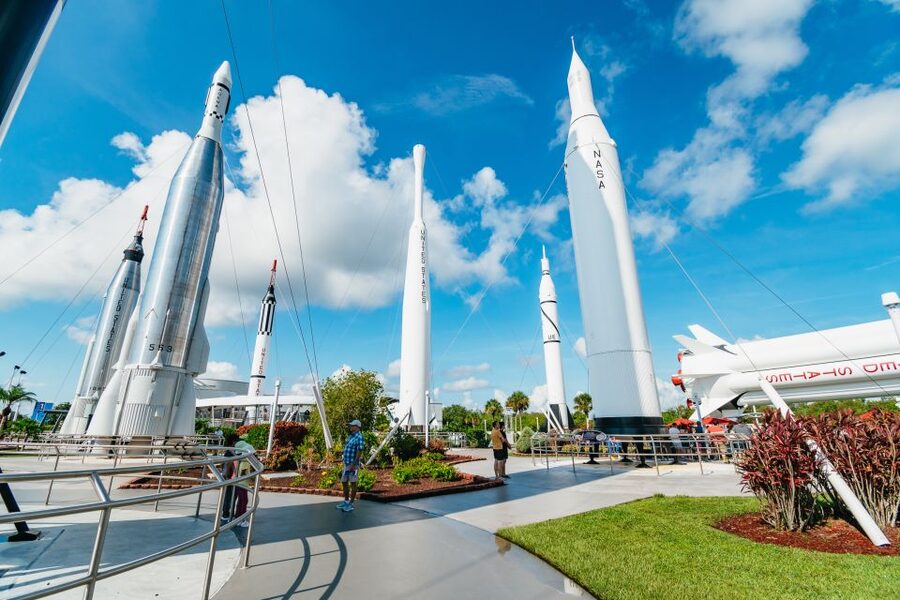 Kennedy Space Center: Entry Ticket with Explore Bus Tour - Planning one day or using the two-day ticket